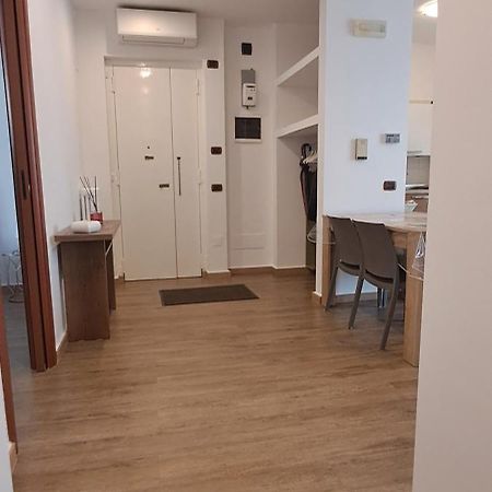 バーリAlex'S Houseアパートメント エクステリア 写真